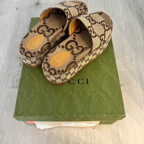 Gucci platform slide sandal - Picture 7 of 7